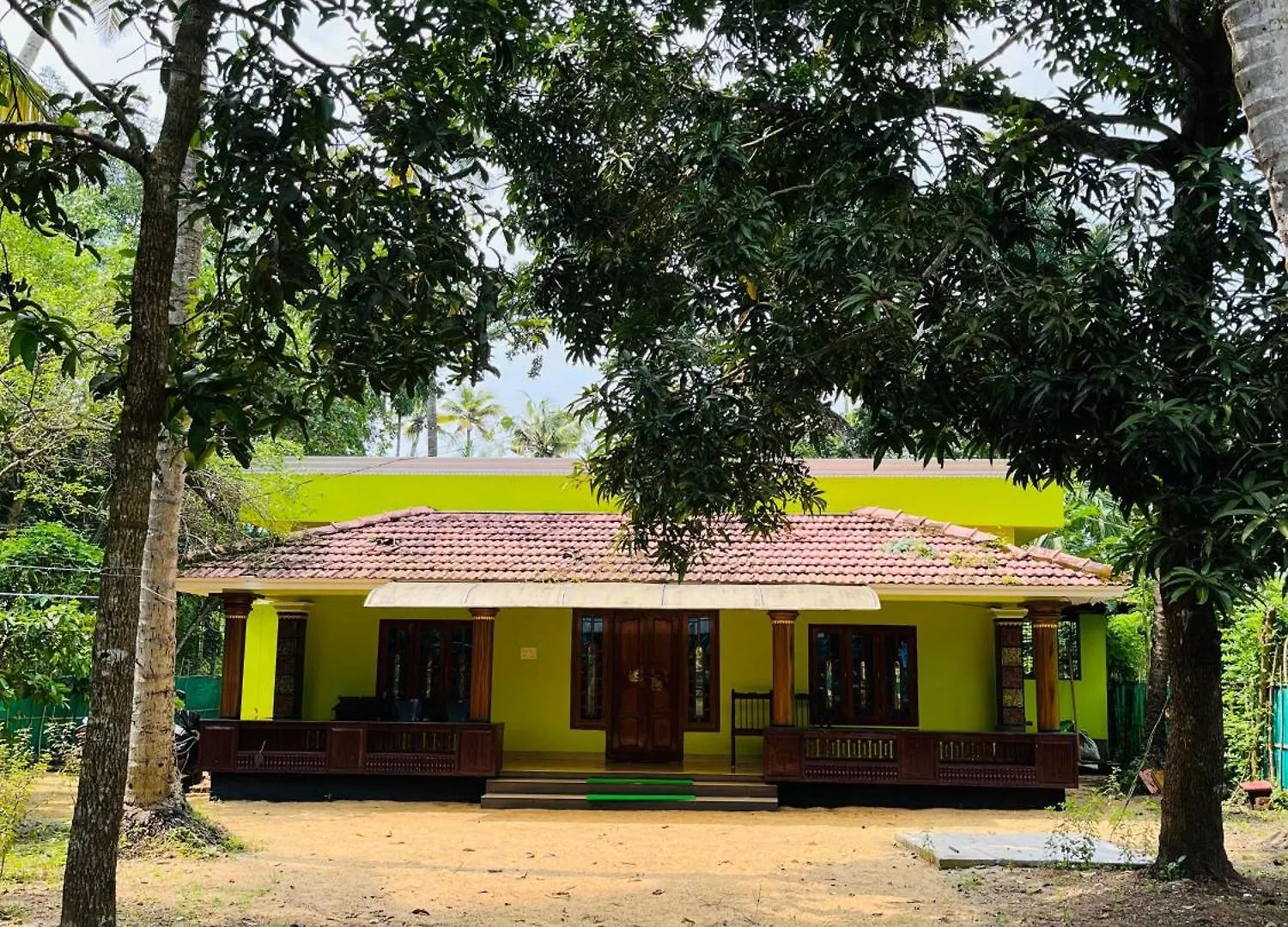 Ak Riverside Tourist Home Mundrothuruth 0*,  India